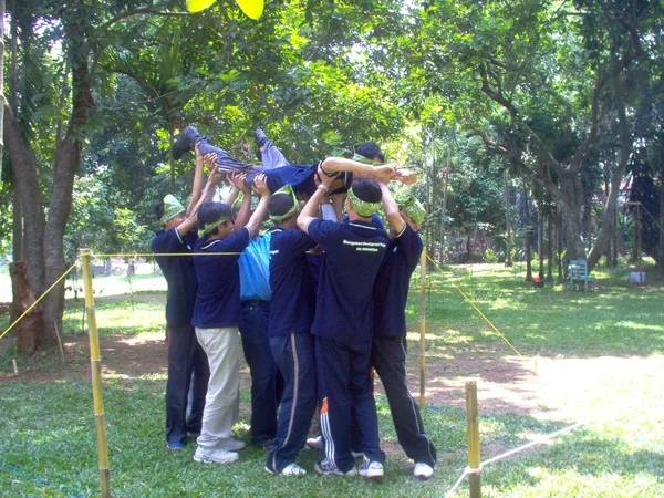 Outbound (15)
