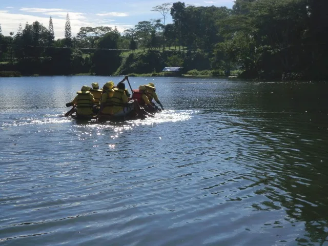 Paket Rafting Bogor (10)