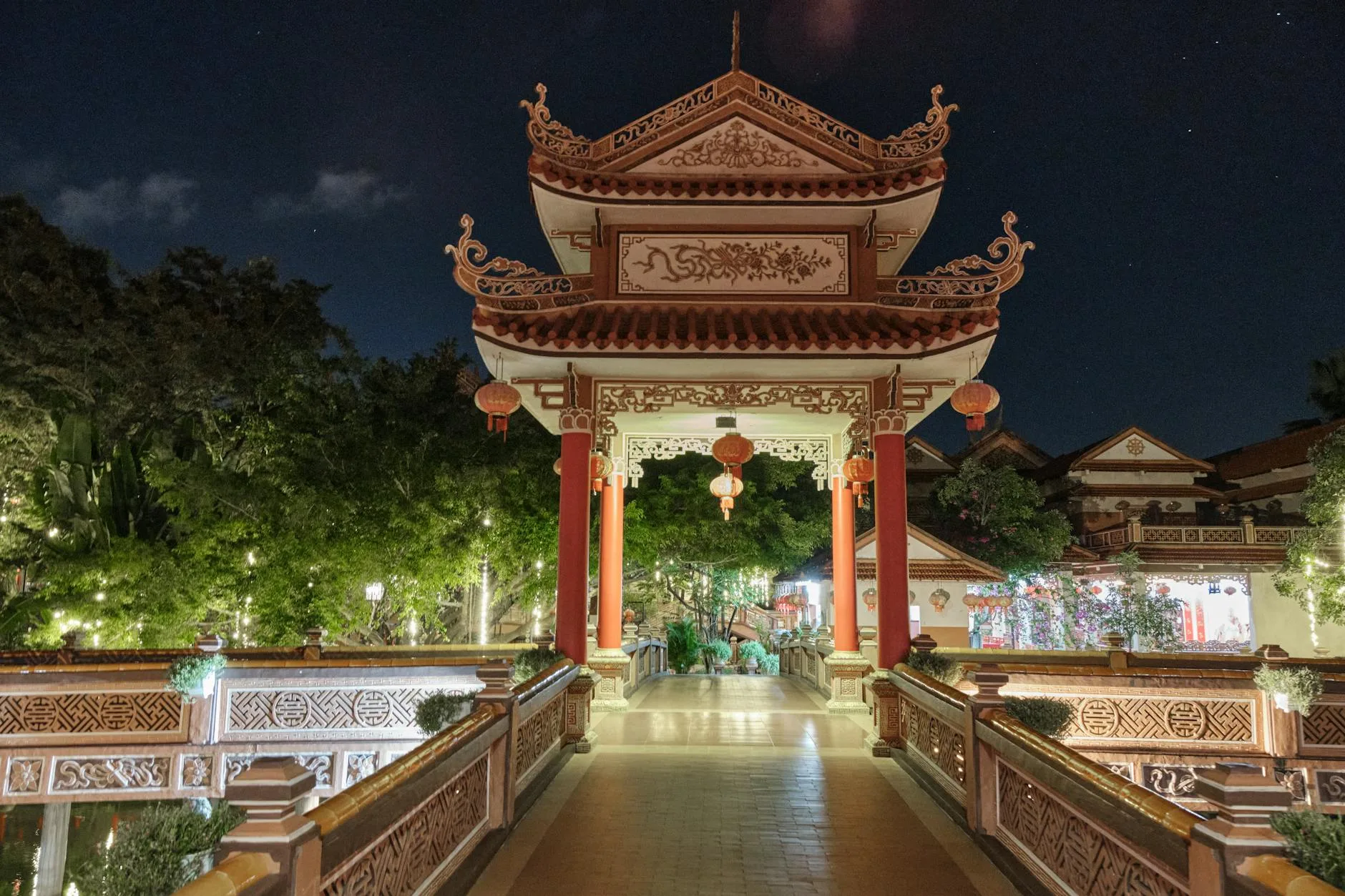 Klenteng Hok Tek Bio, vihara bersejarah di Pasar Bogor dengan arsitektur tradisional Tionghoa