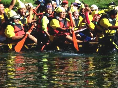 Team building Di Sentul